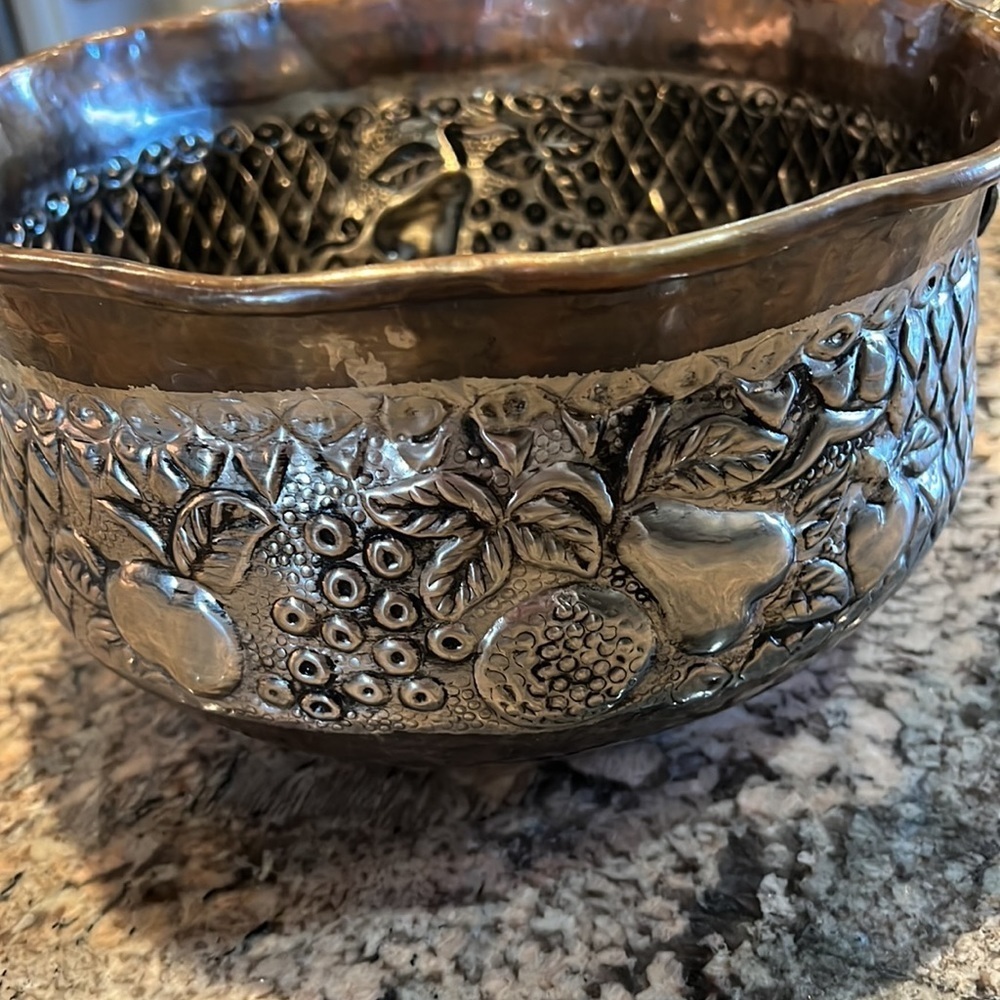 Metal Decorative Pot